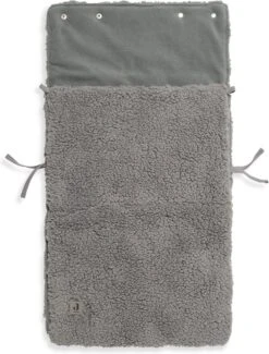 Jollein Voetenzak Voor Autostoel & Kinderwagen - Teddy - Storm Grey -Bekend Babyproducten Winkel 913x1200 2