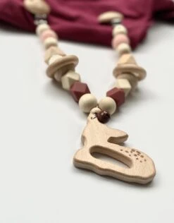 Wagenspanner Bambi Hert - Baby Wagenspanner Hout - Vrolijke Kinderwagenspanner - Eenvoudig Te Bevestigen - Kraamcadeau Voor Jongens En Meisjes - Completebabyuitzet - Musthave 2021 -Bekend Babyproducten Winkel 937x1200 4